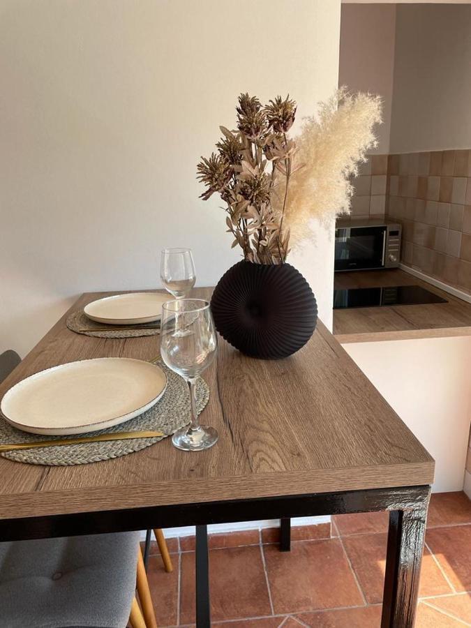 Leone Apartments With Free Parking Пула Екстериор снимка