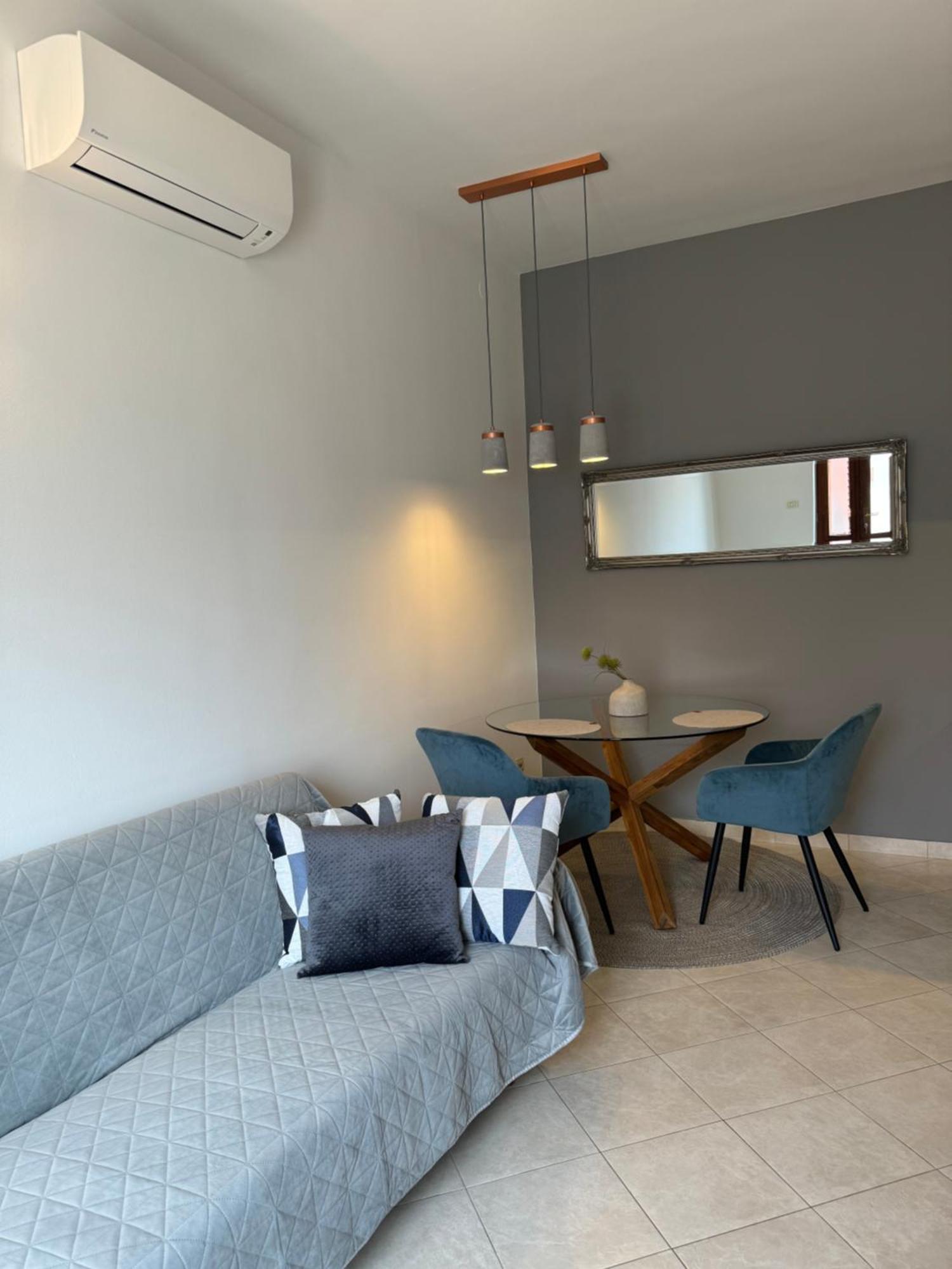 Leone Apartments With Free Parking Пула Екстериор снимка