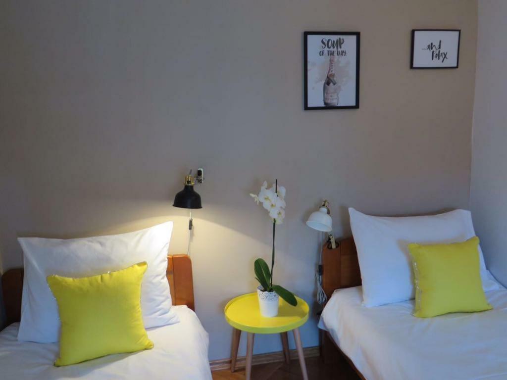 Leone Apartments With Free Parking Пула Екстериор снимка